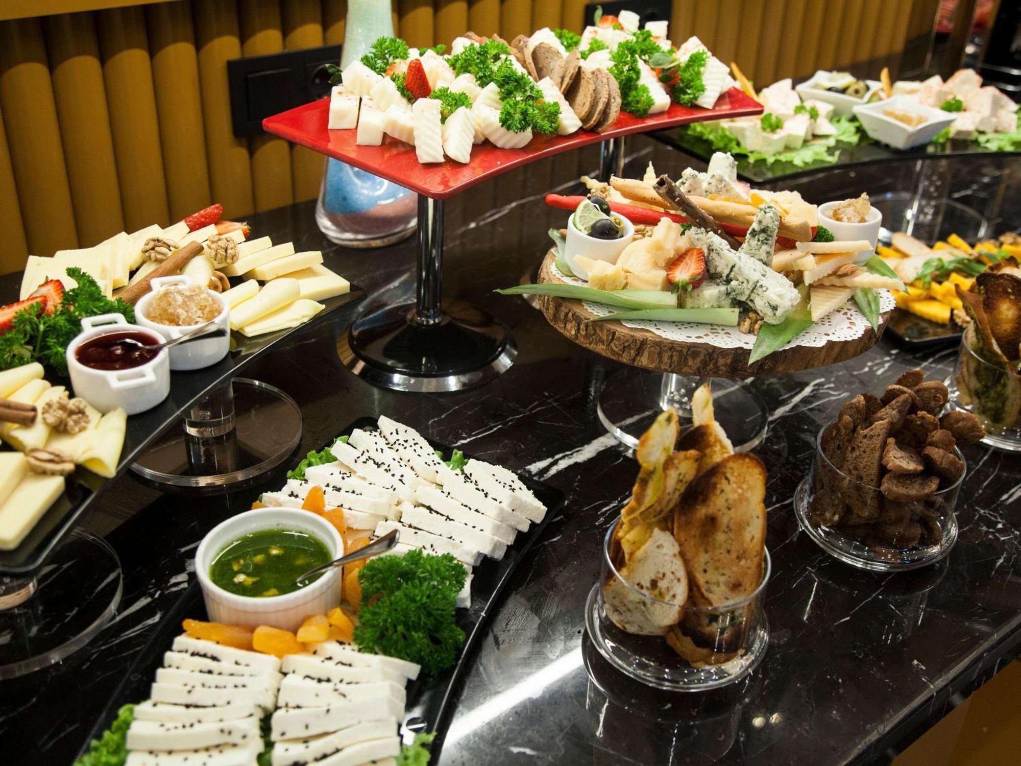 Mercure فندق باكو