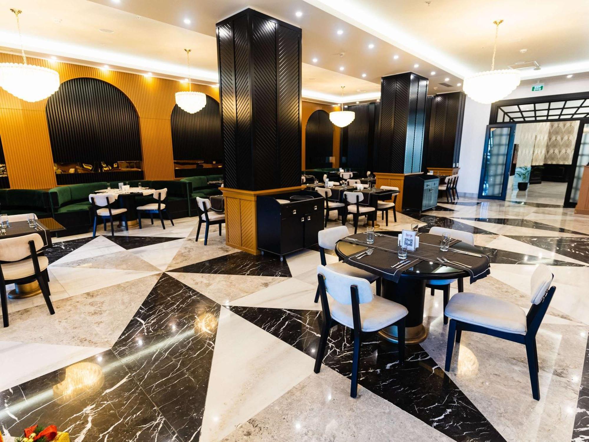Mercure 4*