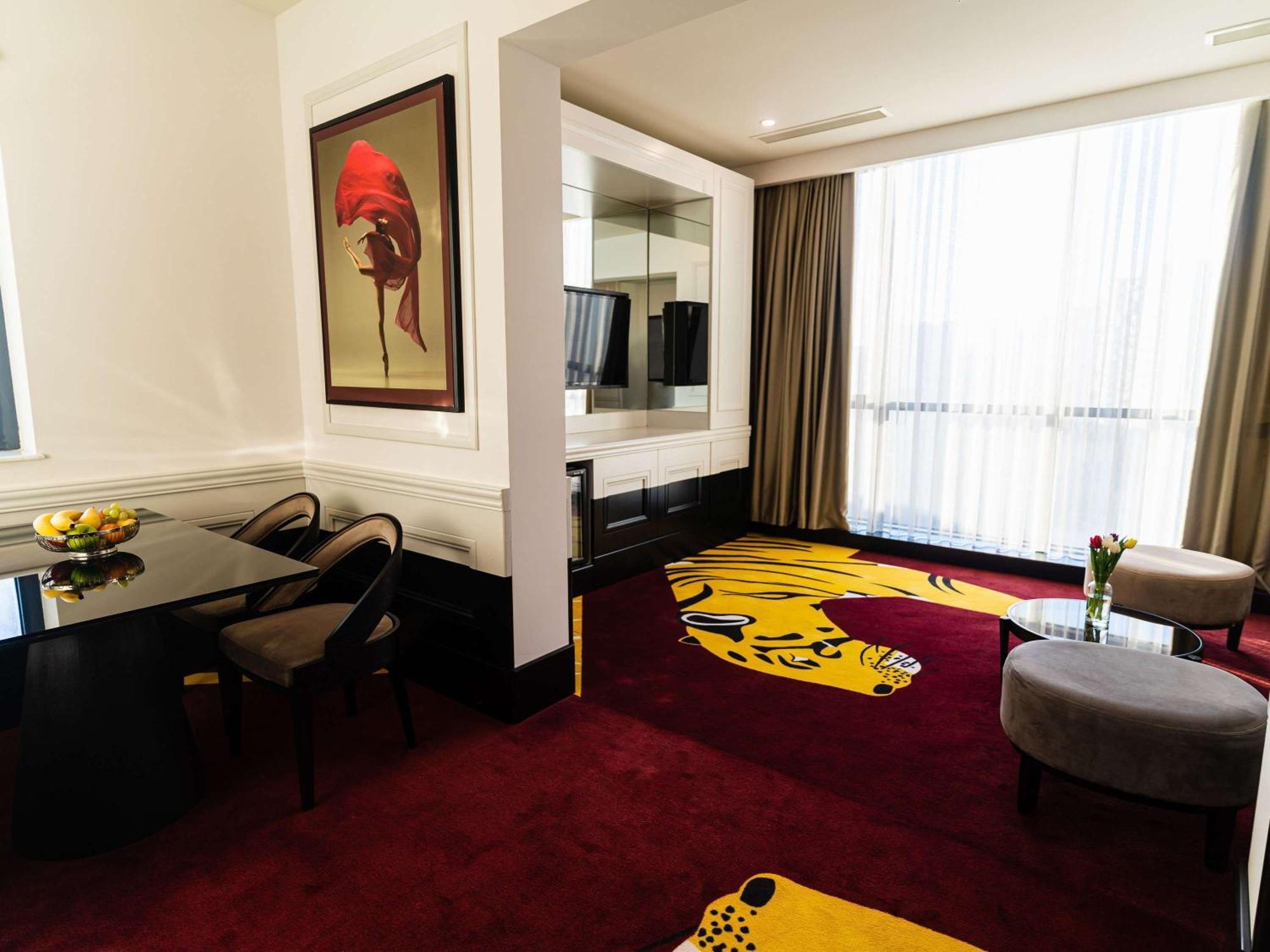 Mercure فندق 4*