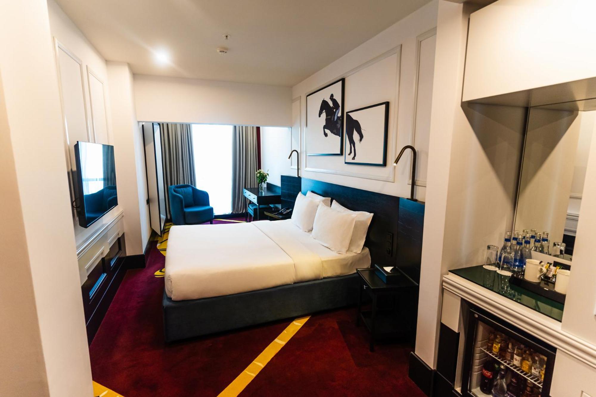 Mercure 4* باكو